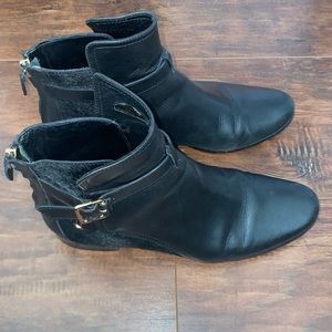 DVF boots in size 9 with real calf fur - USED